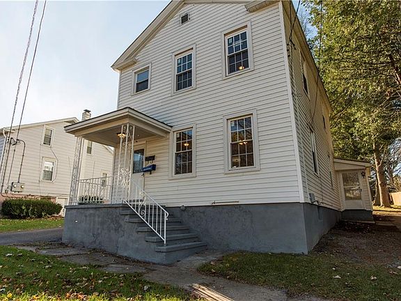 2nd image of 16 Cottage St