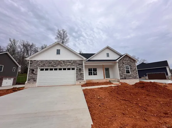 1 Willow Oak Drive, Forest, VA 24551