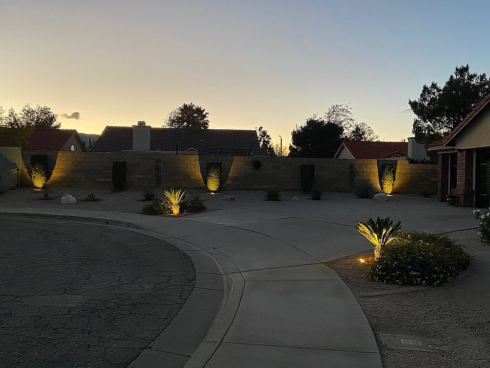 2nd image of 5861 Travis Paul Dr