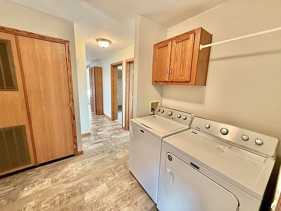 4th image of 4478 180th St