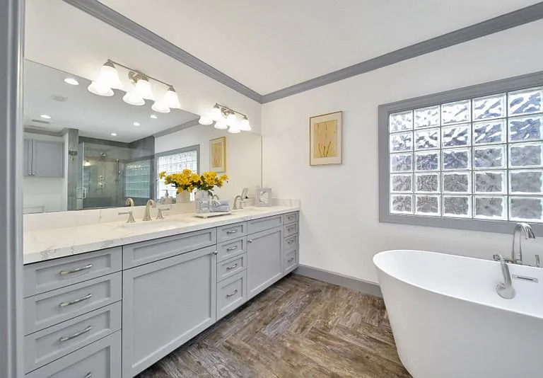 10042 Briar Forest Dr — Photo 33