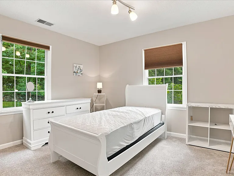 111 Launchris Dr — Photo 71