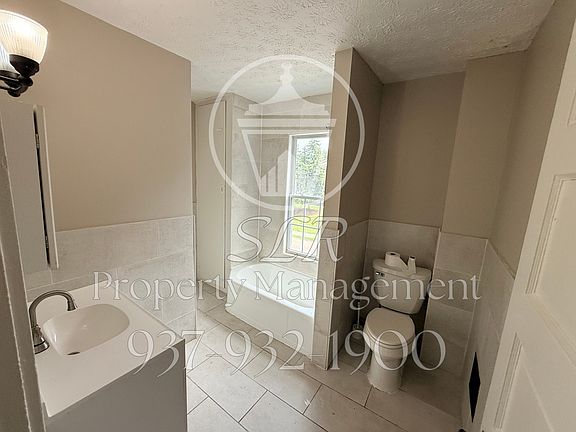 5th image of 617 Saint Paul Ave