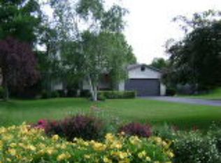 506 8th St, Waunakee, WI 53597