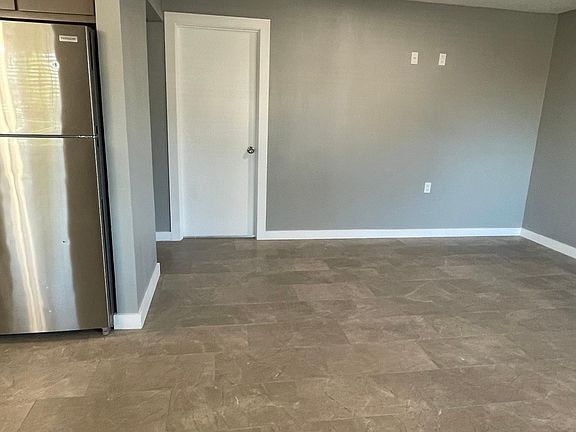 3rd image of 3501 Gumwood Ave