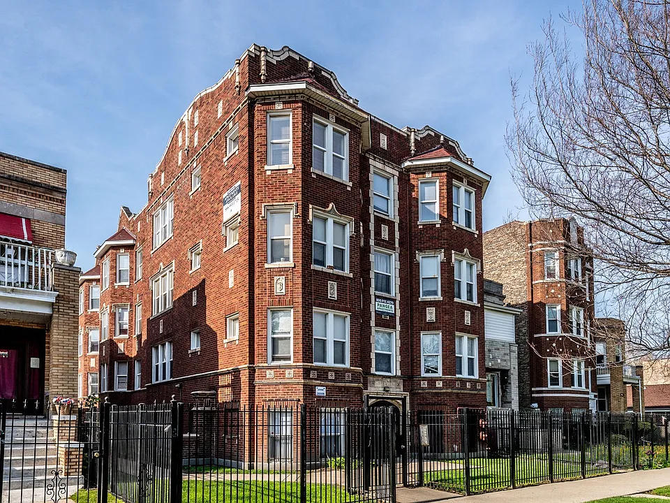 5011 W Maypole