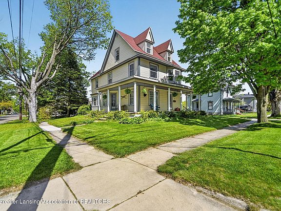 2nd image of 124 W Lincoln St