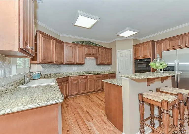 2531 Arden Gate Ln — Photo 22
