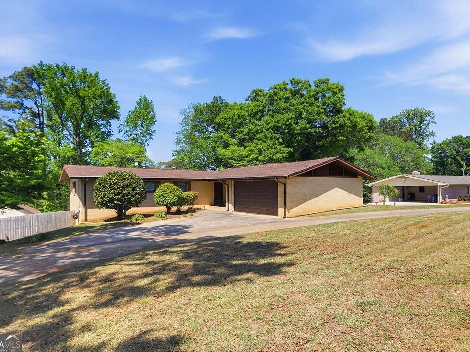 1st image of 2989 Beechwood Dr