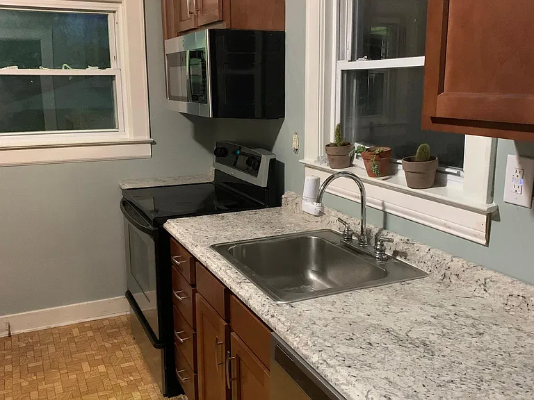 2345 Delor Ave — Photo 8