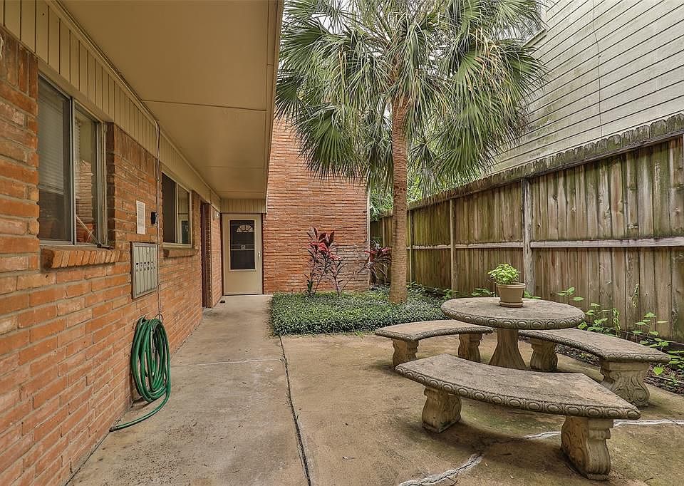 1st image of 2201 Driscoll St APT 5