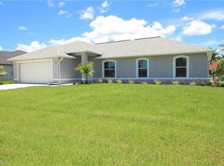 1417 SW 4th Pl, Cape Coral, FL 33991