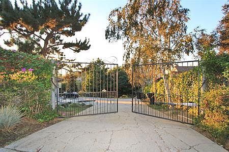Entry Gate