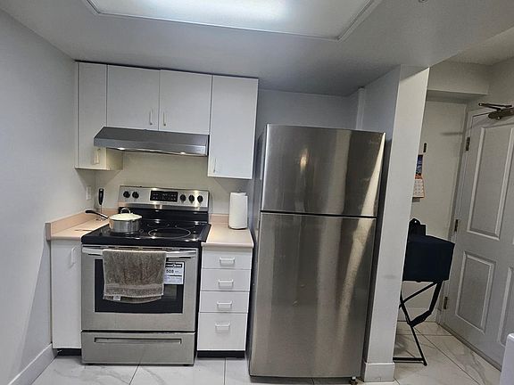 2nd image of 10523 University Dr #1206