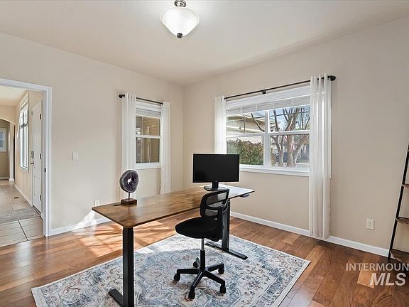 5th image of 191 S Spring Lake Way