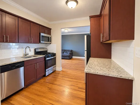 150-30 71 Avenue #5H, Kew Garden Hills, NY 11367