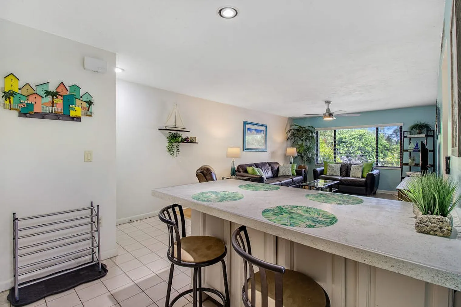 1 bed, 1.0 bath, 678 sqft, $3,699 — Photo 4