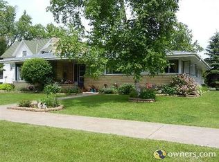 808 2nd Ave E, Ashland, WI 54806