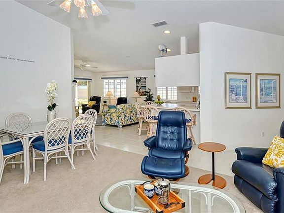 5th image of 7647 Pesaro Dr