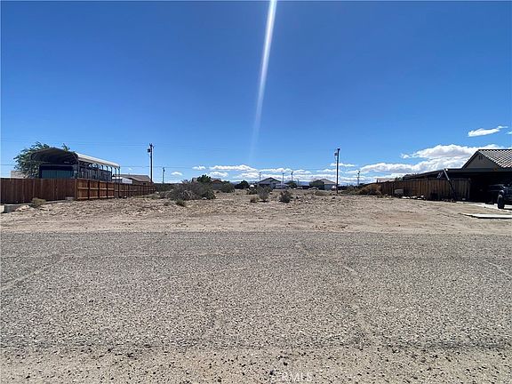 5th image of 1461 Grissom Avenue