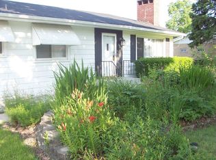 202 Harmel Dr, Valparaiso, IN 46383