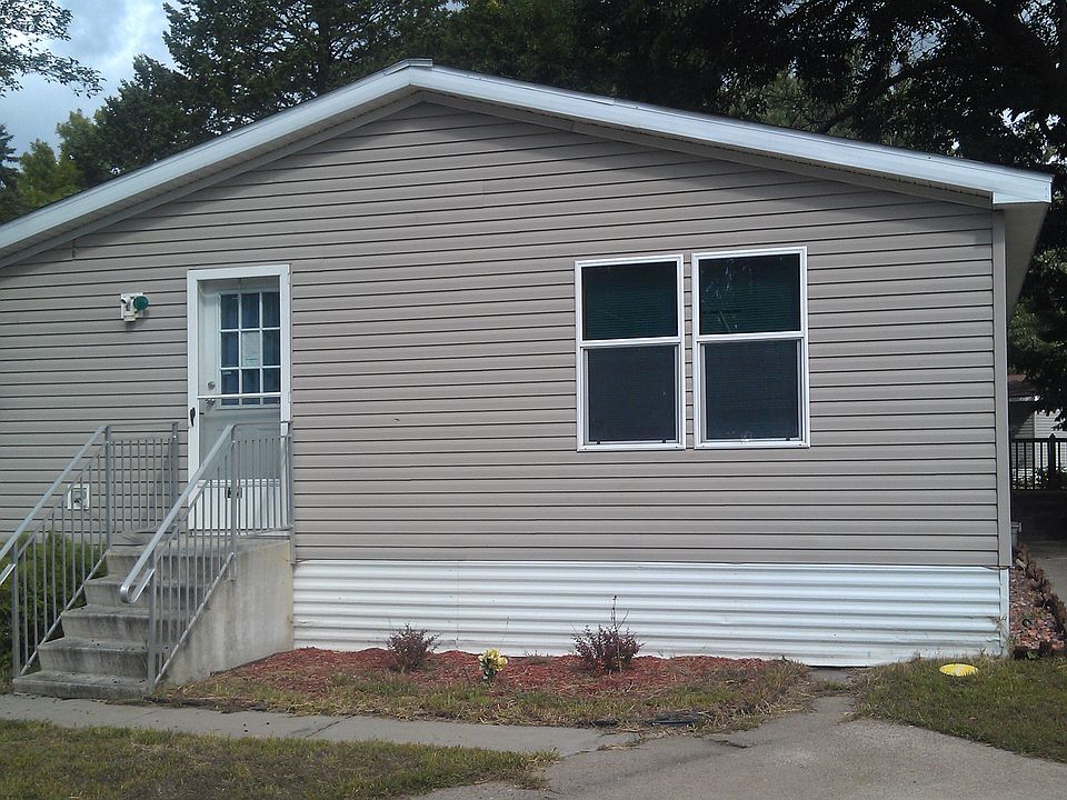 1st image of 7321 West Cir NE