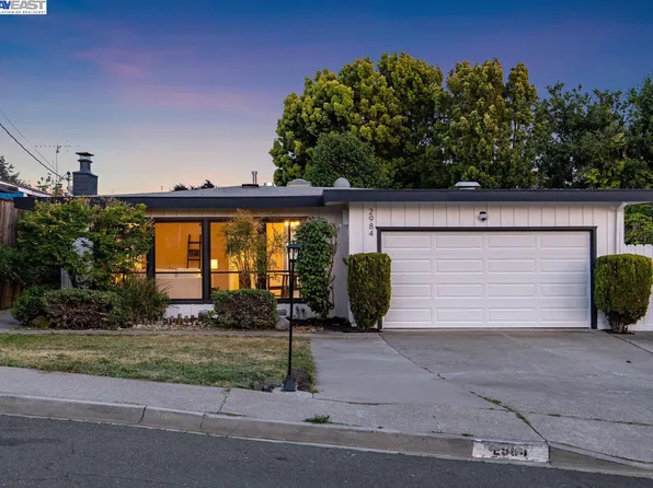 2984 Deseret Dr, Richmond, CA 94803