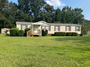 1811 Charlie Smith Ct, Grimesland, NC 27837