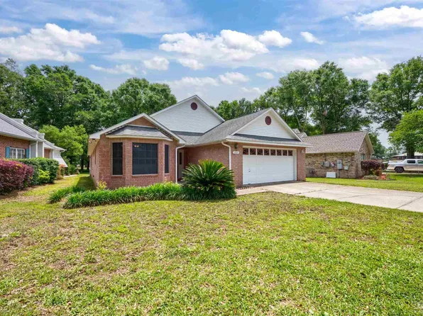 3004 Oak Pointe Dr, Pensacola, FL 32505