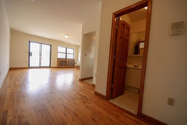 Rented by Guidance Realty Corp. | media 8