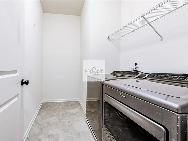 16 Lochurst Ln — Photo 18