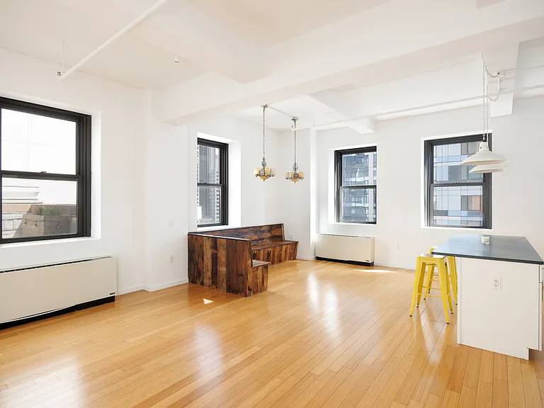 365 Bridge St #17A — Photo 7