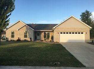 502 Cottonwood Ln, Albers, IL 62215