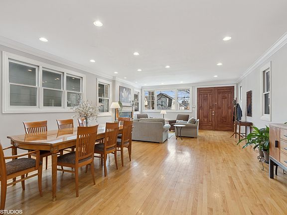4th image of 4106 N Campbell Ave