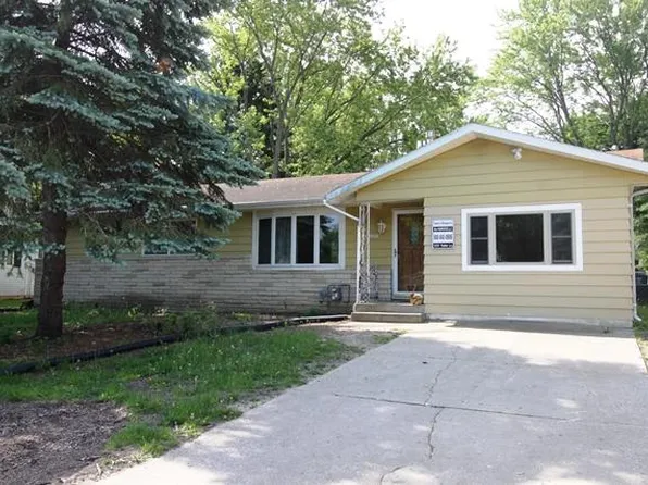 1231 Yoder Ln, Whitewater, WI 53190