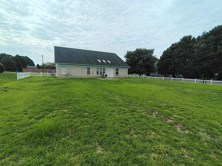 106 Nesting Ln — Photo 4