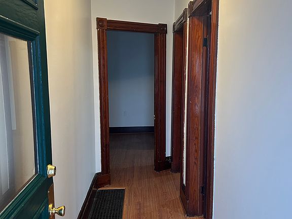 3rd image of 6 Holmes St #1