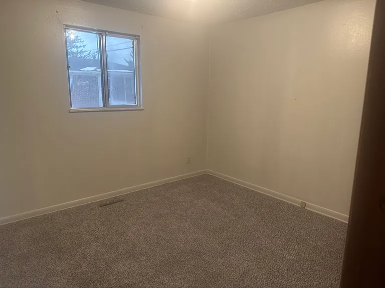 210 W Church St #5 — Photo 3
