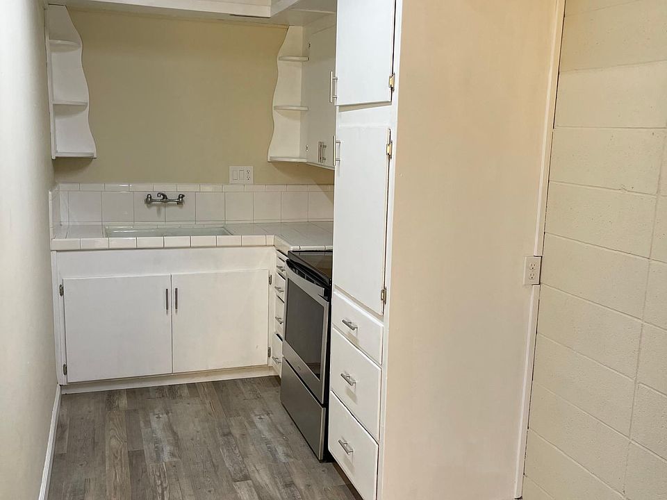 1st image of 1403 W Telegraph Ave