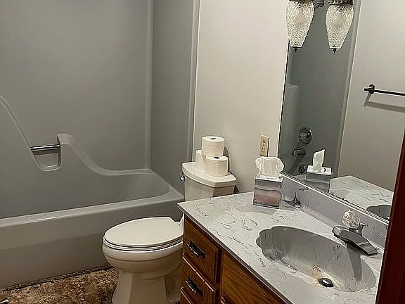 5th image of 25265 S 623rd Rd