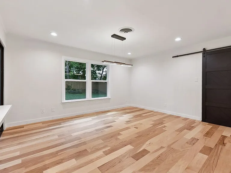 11900 Dove Haven Dr — Photo 2