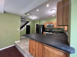 867 E Browning Ave #3, Salt Lake City, UT 84105