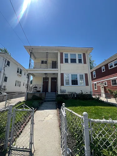 156 Narragansett St #2 Photo 1