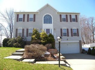 407 Sherwood Dr, Beaver, PA 15009