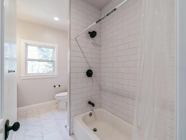 3044 Martin Luther King Jr Way — Photo 9