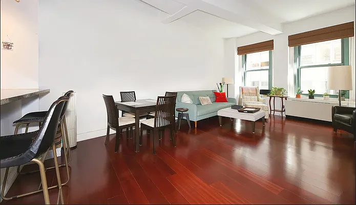 Living room, photo 3