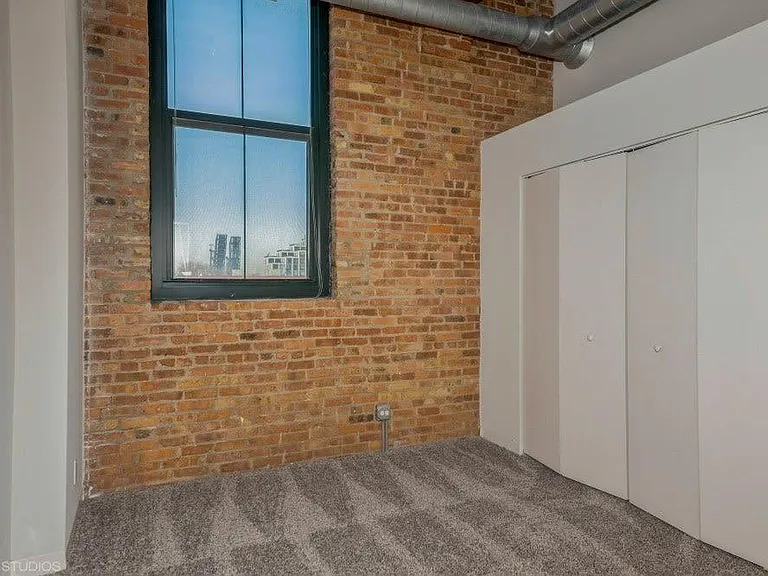 Carriage House Lofts — Photo 3