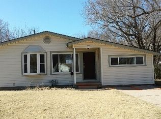 2915 S Vine St, Wichita, KS 67217