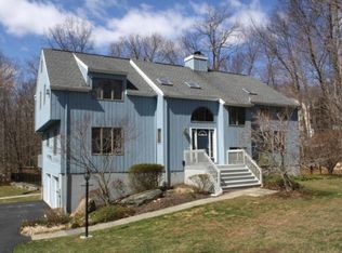 55 Orchard Hill Rd, Carmel, NY 10512