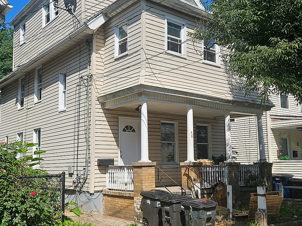 48-01 Stevens St #1